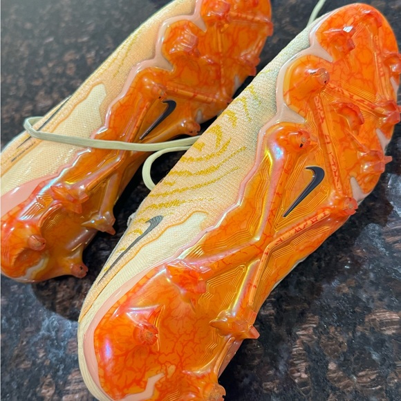 SOLD Phantom GX 2 Limited Edition - Picture 4 of 4